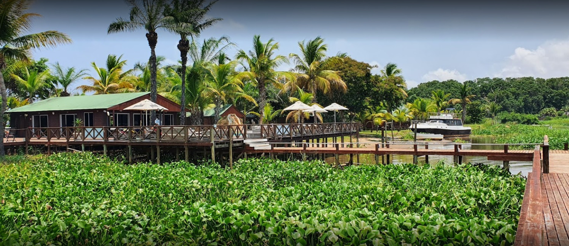 Kwanza River Lodge, exterior