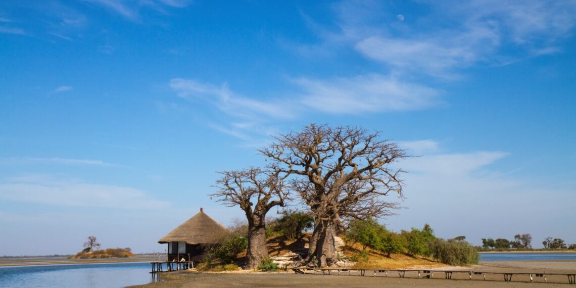 Collines de Niassam Lodge, Senegal, lagune, house