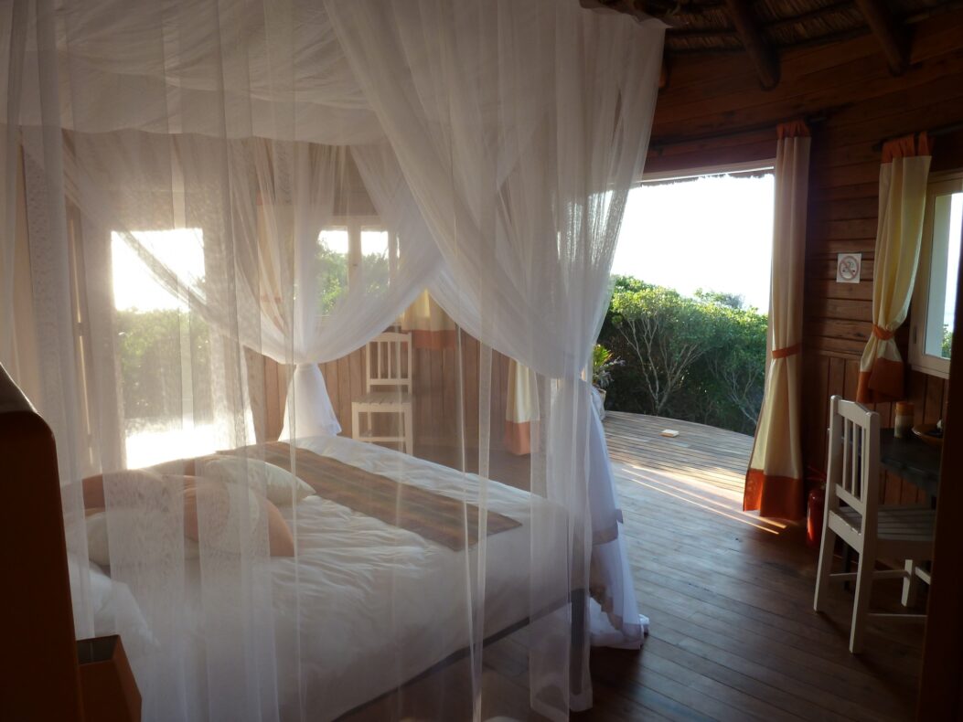 Dunes de Dovela,Mozambique,kamer met klamboe