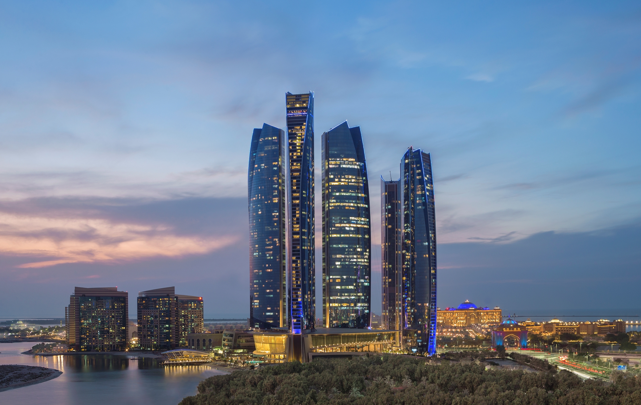 Conrad Hotel Abu Dhabi, Towers