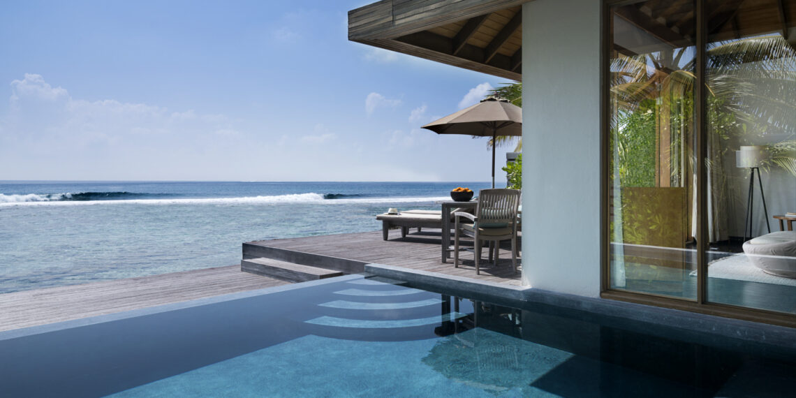 Ocean Pool Bungalow, Anantara Veli, Malediven