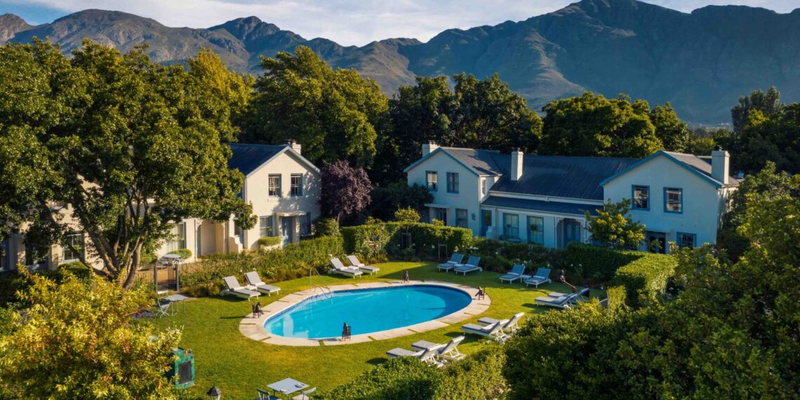 Le Quartier Français - aerial view