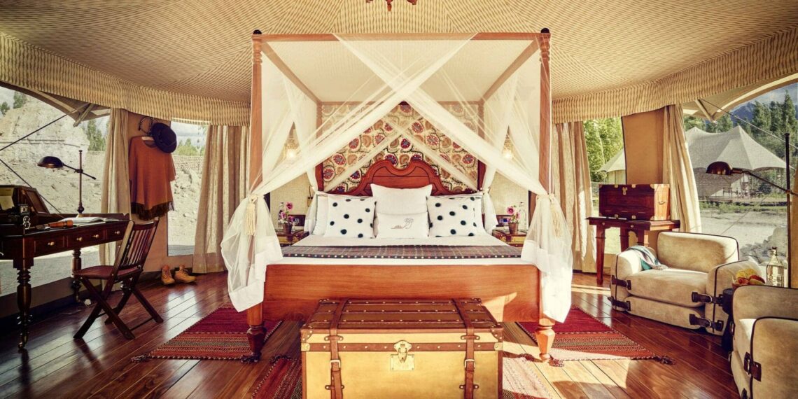 India The Ultimate Travelling Camp