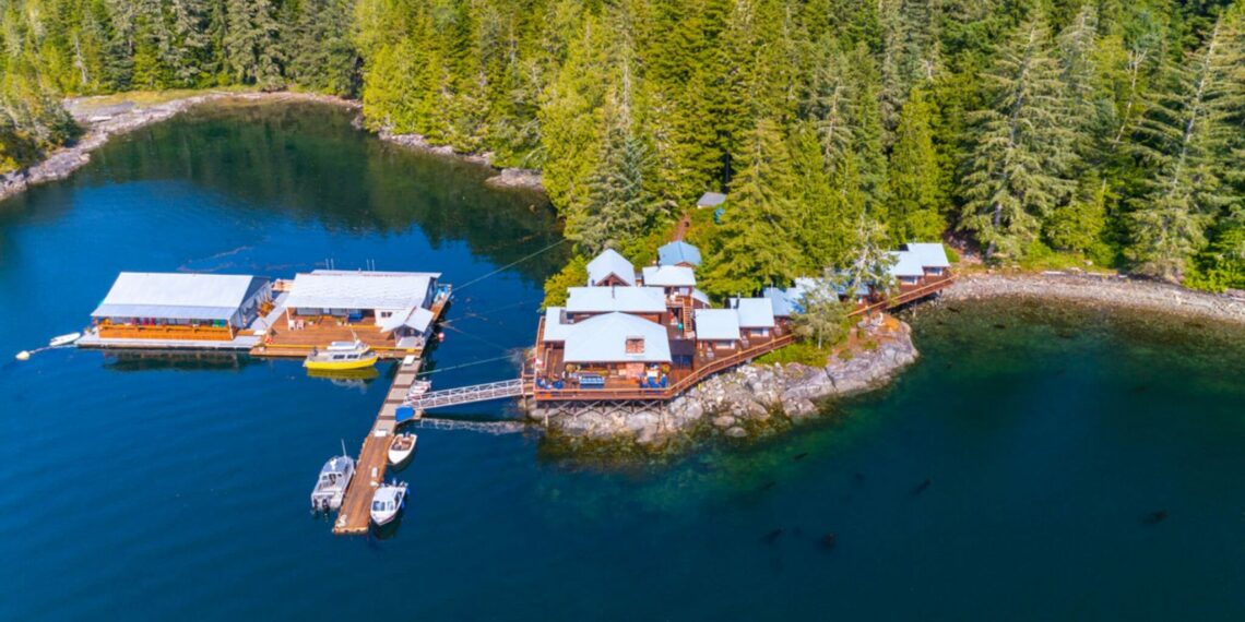 Canada Farewell Harbour Lodge