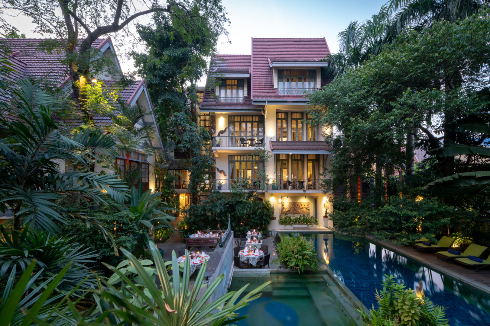 Ariyasom Villa - Bangkok - Thailand