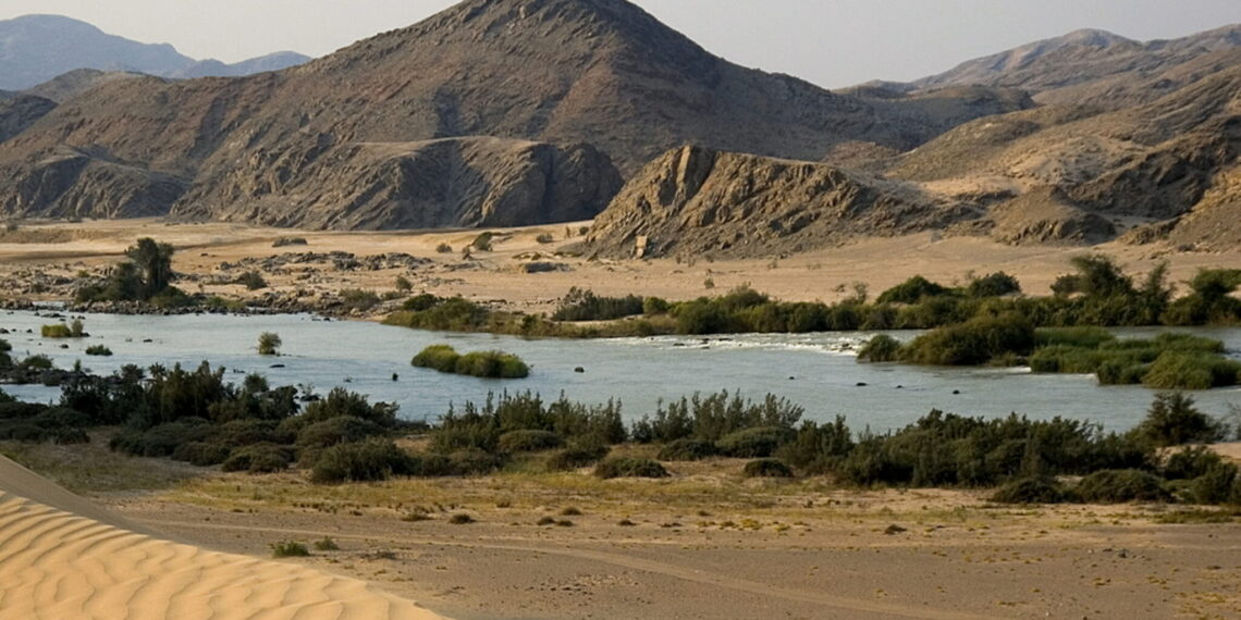 Per huurauto langs de hoogtepunten van Namibië