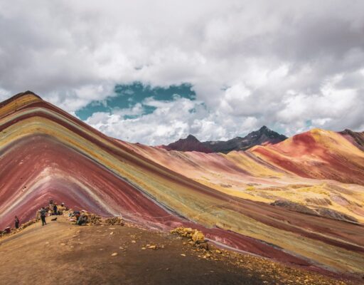 Peru_Cuzco,Rainbow Mountains