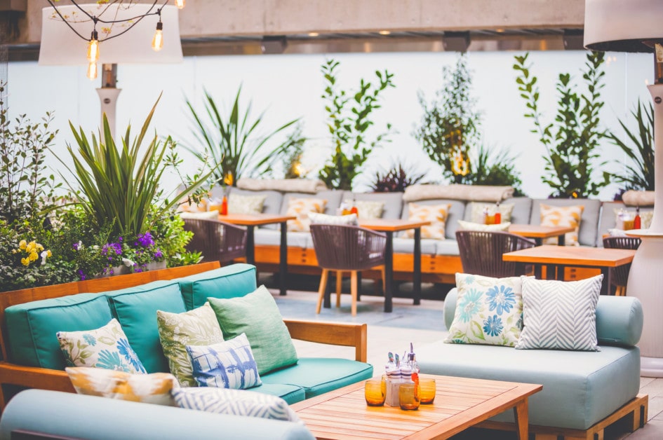 Rosewood Hotel Georgia, Canada, garden patio