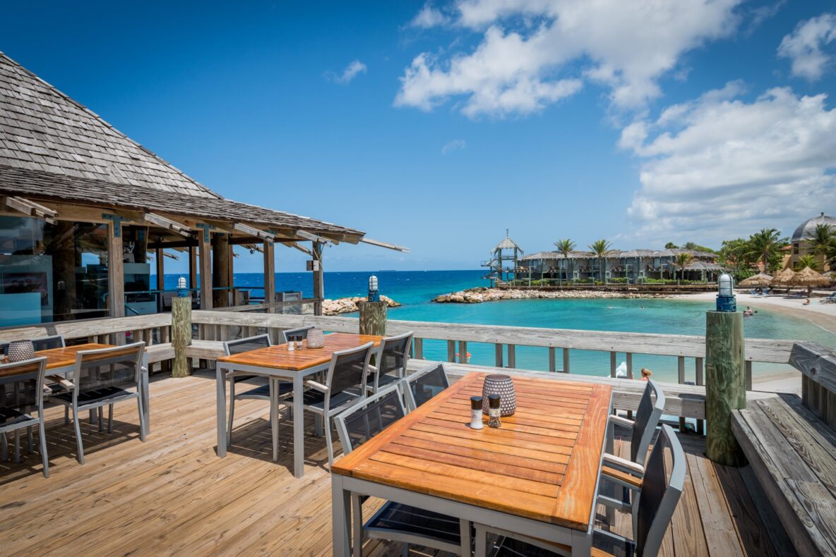 Avila Beach Hotel,Curacao,restaurant