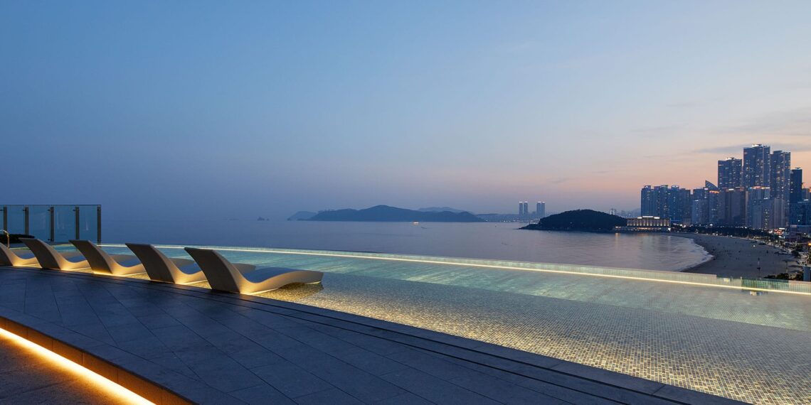 Signiel Busan, Zuid-Korea, infinity pool, view