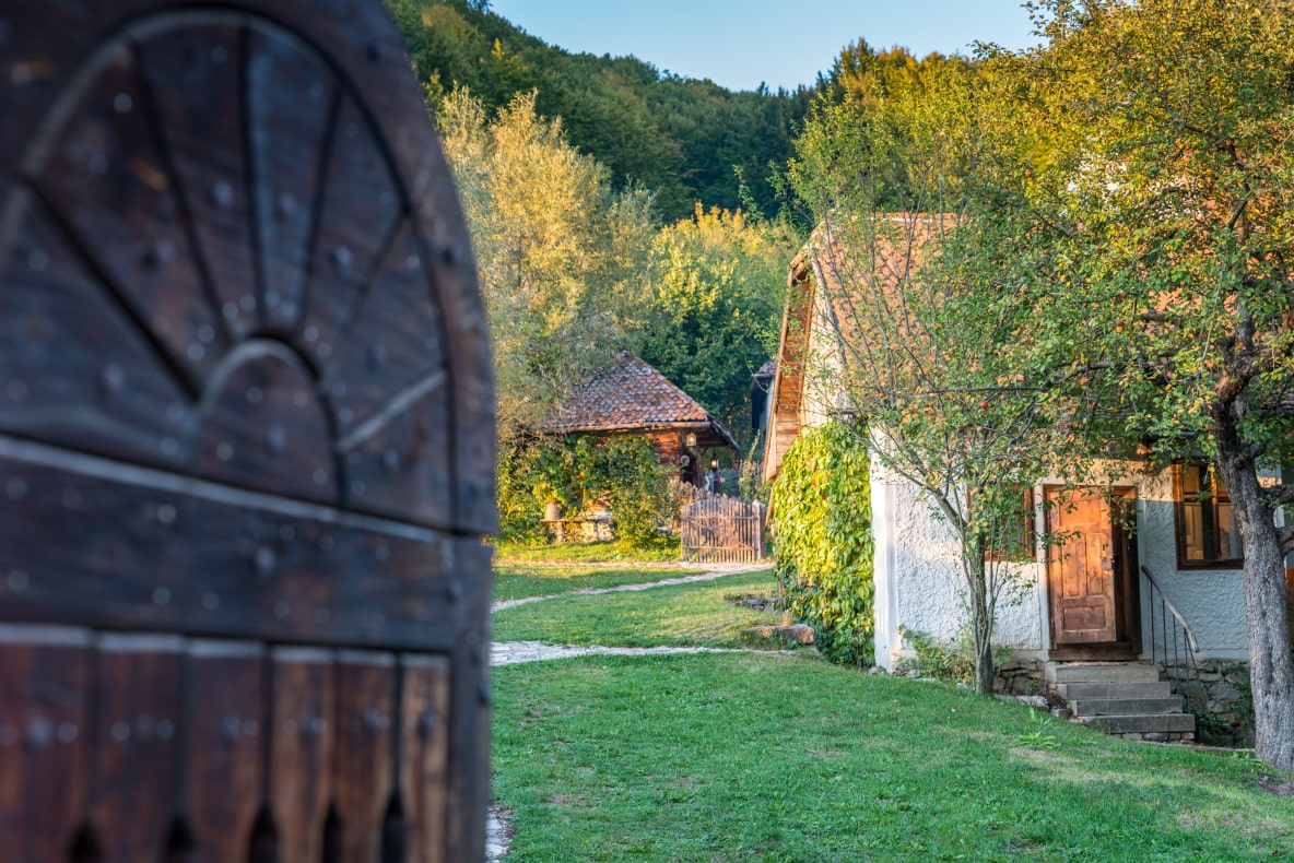 The Prince of Wales's Guesthouse, Zalanpatak courtyard, Romania, entrance