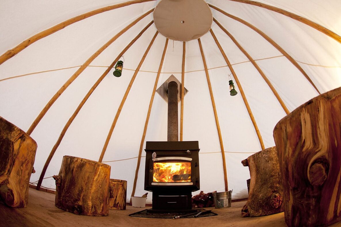 Tweedsmuir Park Lodge, Canada