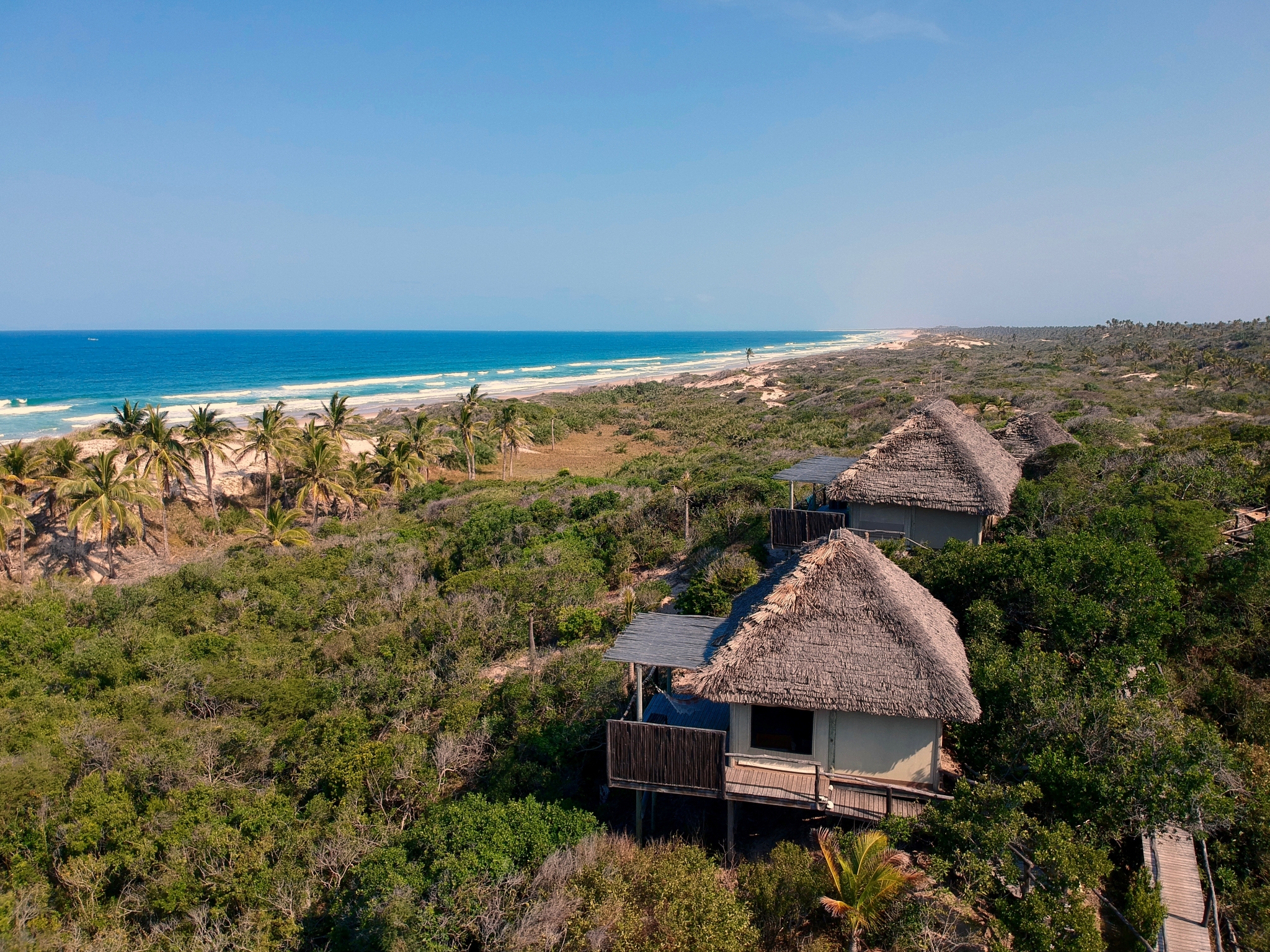 Travessia Beach Lodge, Mozambique, air casitas