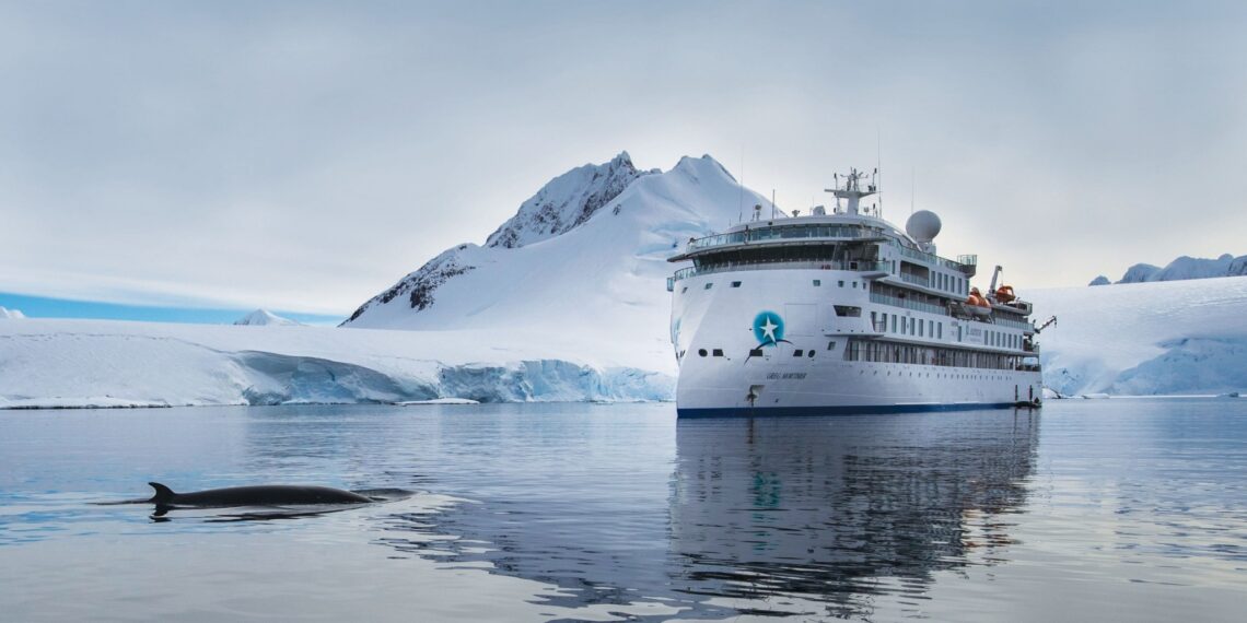 Antarctica, Greg Mortimer expeditieschip