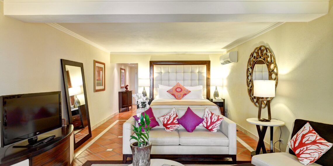 The House by Elegant Hotels,Barbados,junior suite slaapkamer