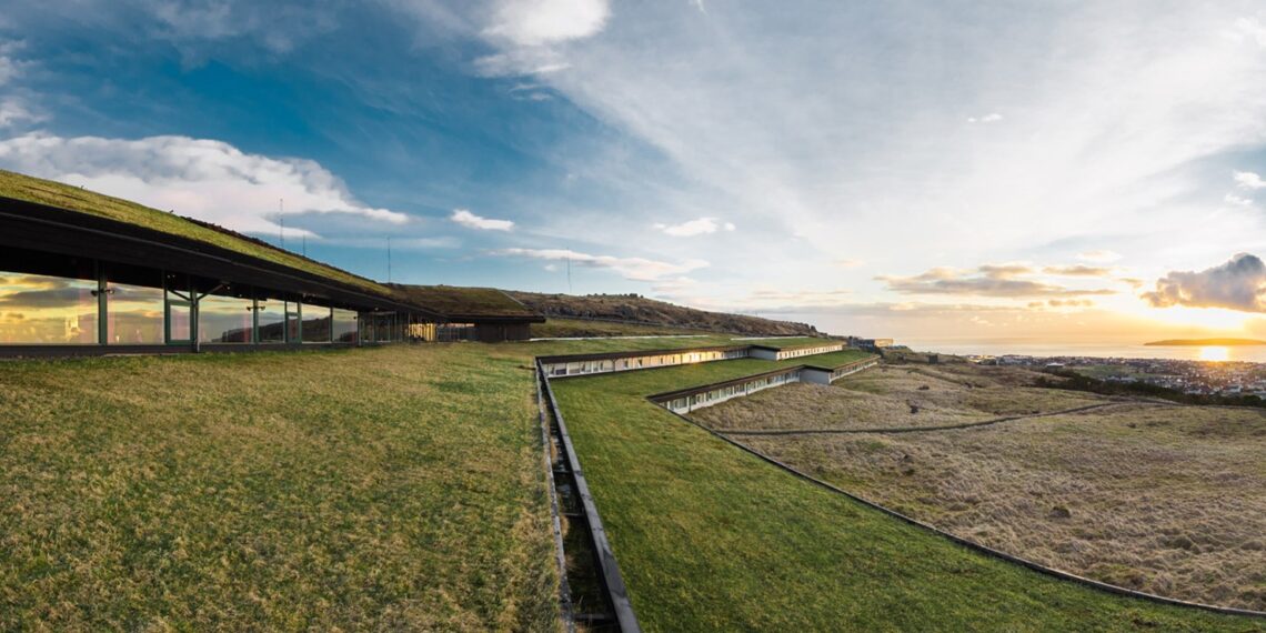 Faeroer Eilanden, Hotel Foroyar, Exterior