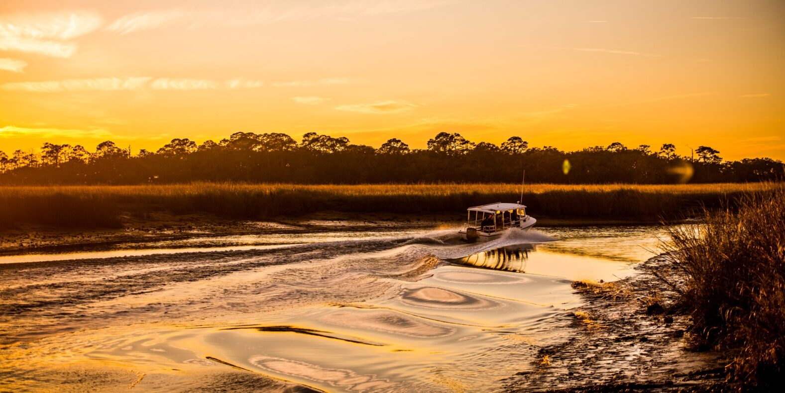 Little St Simons, United States, guests arrive by boat