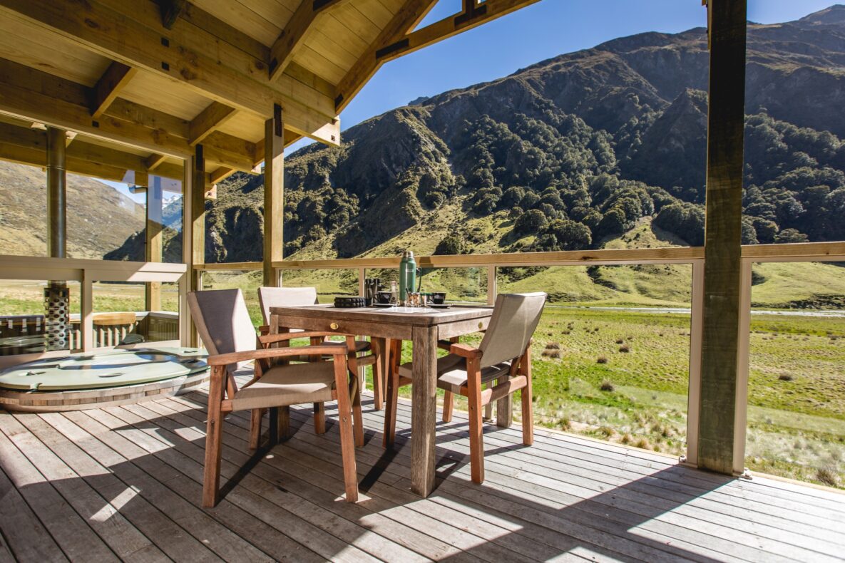 Minaret Station Alpine Lodge,New Zealand,porch