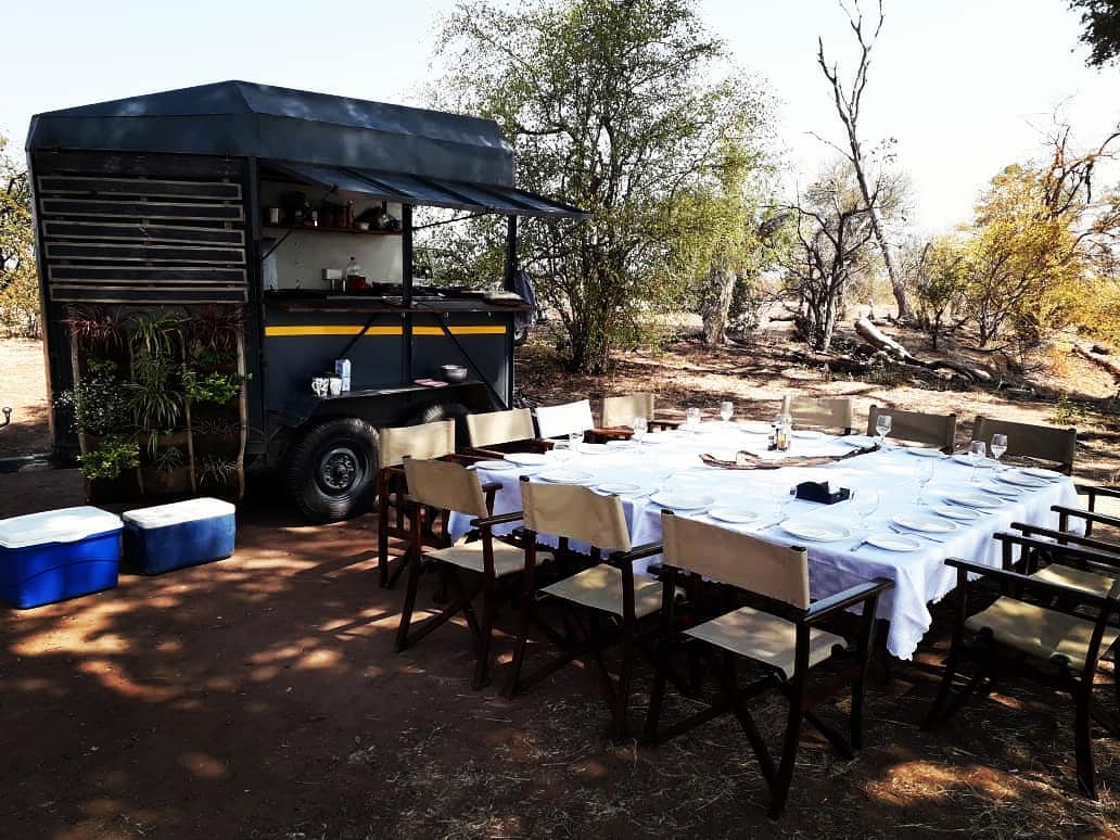 Umdingi Safaris,Zimbabwe,dineren in stijl