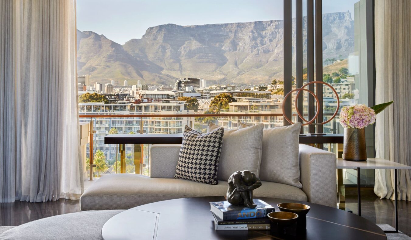 One & Only Capetown,Zuid-Afrika,Lions Head Penthouse Cape Town loungen met uitzicht