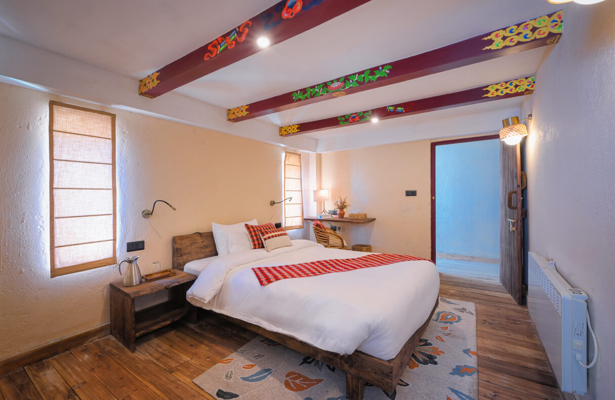 Red Panda Outpost,India,slaapkamer met double bed