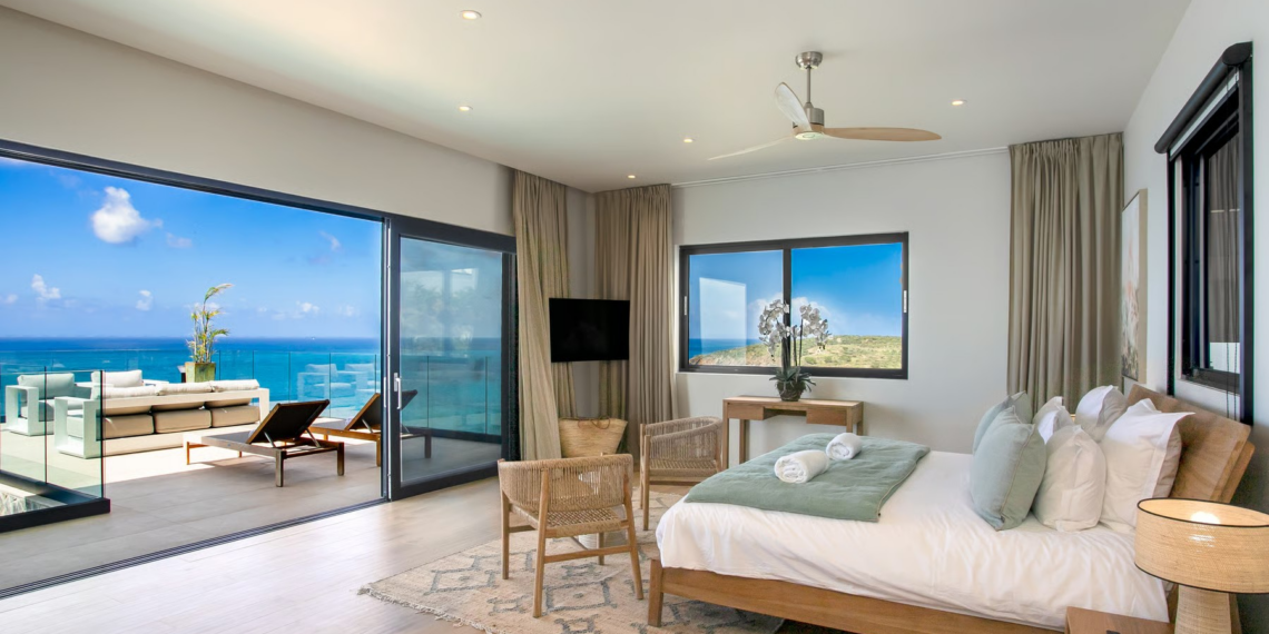 Villa Aqua Dream,Sint Maarten,slaapkamer met zeezicht overzicht