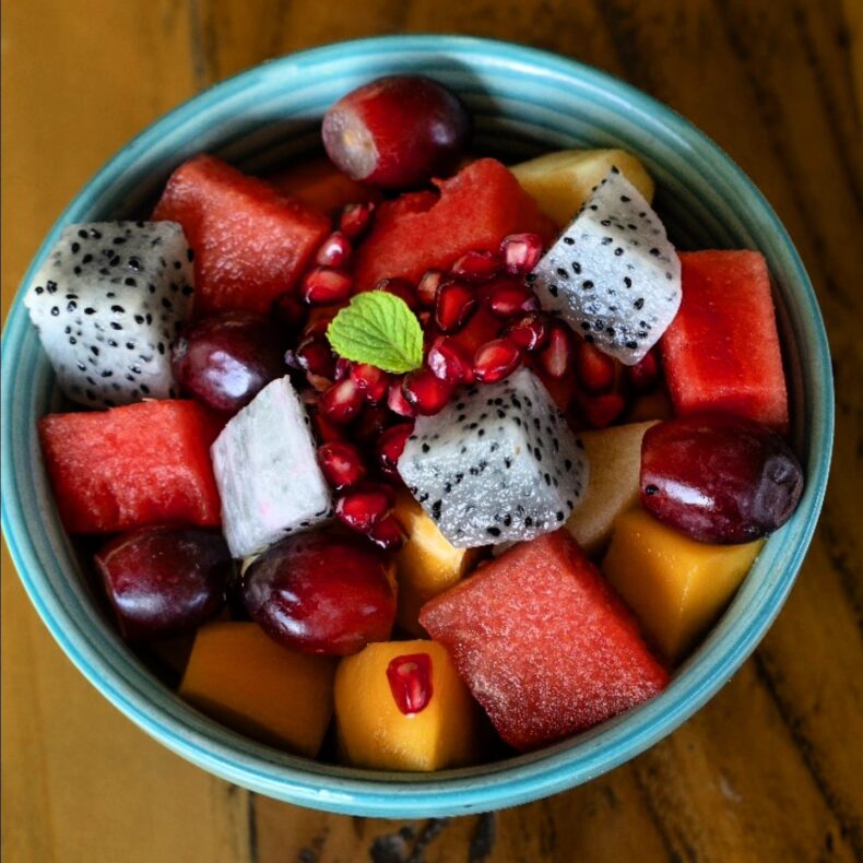 Indus River Camp,India,vers fruit