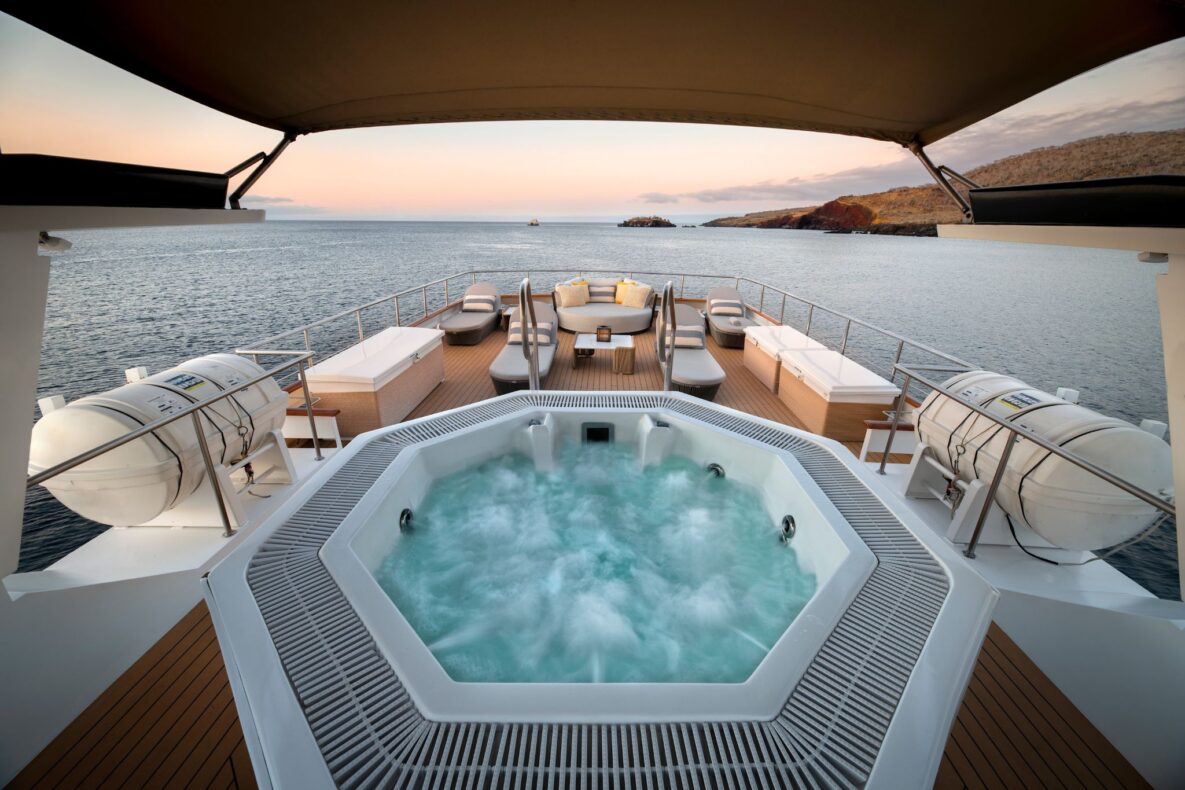 &Beyond Galapagos Explorer,Galapagos,jacuzzi