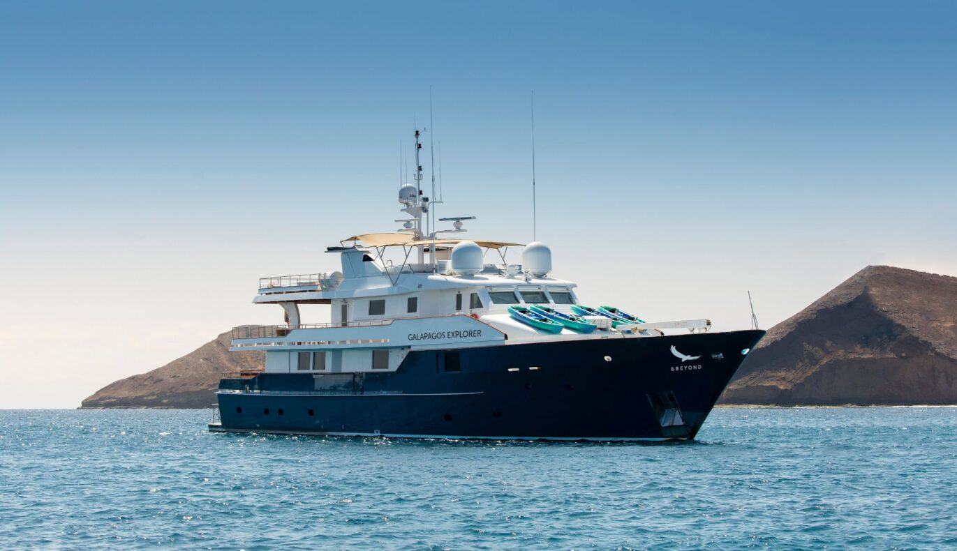 &Beyond Galapagos Explorer,Galapagos,schip exterieur