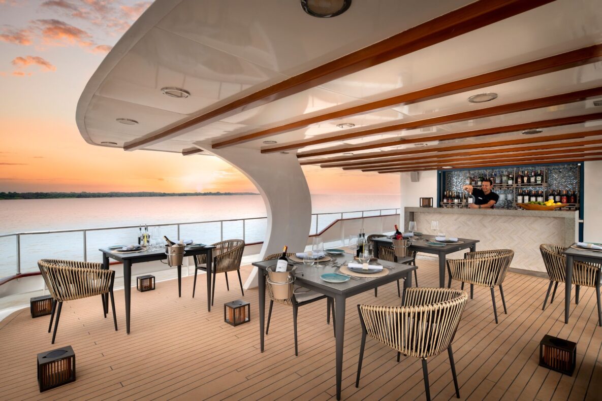 &Beyond Galapagos Explorer,Galapagos,terras