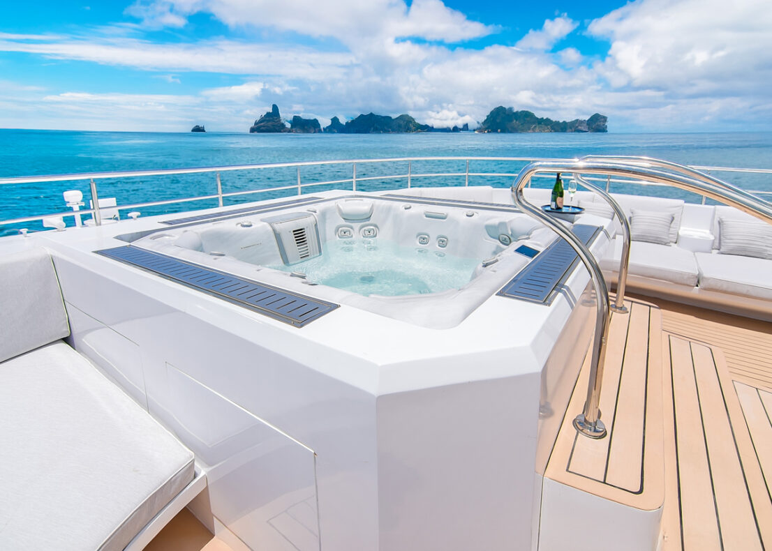 Galapagos Tribute,Galapagos,jacuzzi met uitzicht