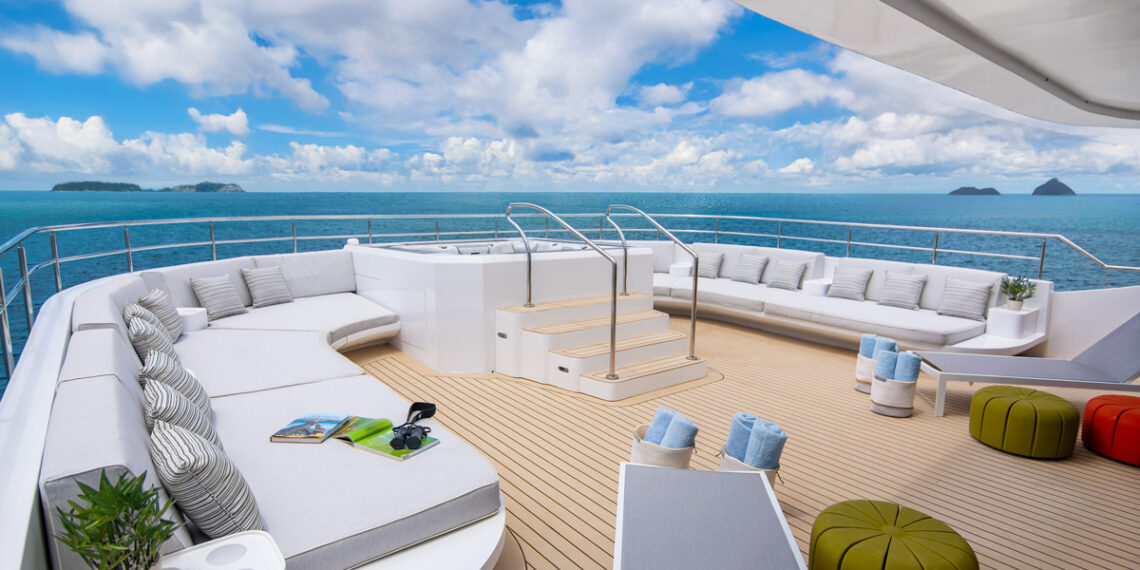 Galapagos Tribute,Galapagos,solarium view