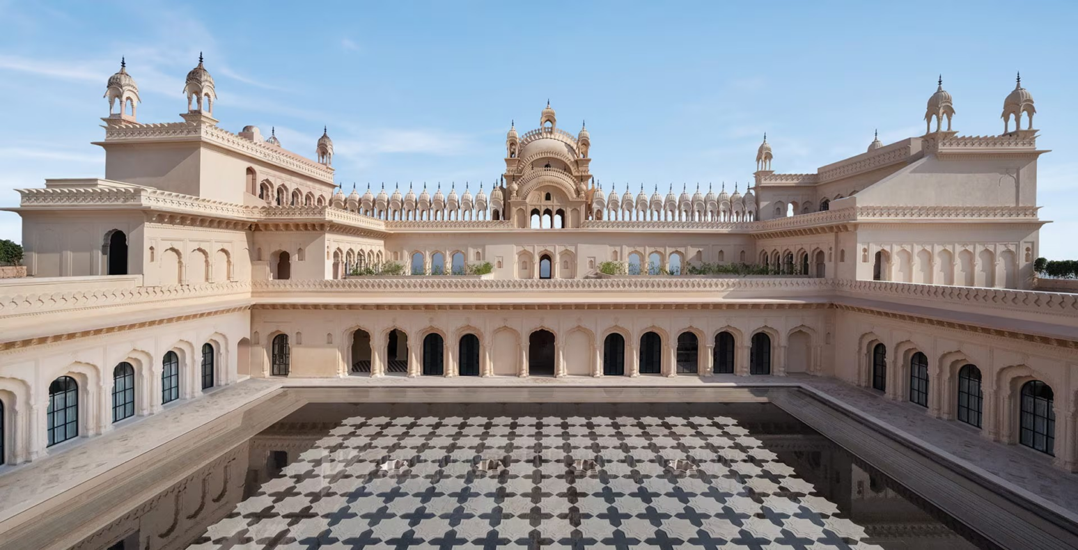 The Oberoi Rajgarh Palace,india,binnenplaats