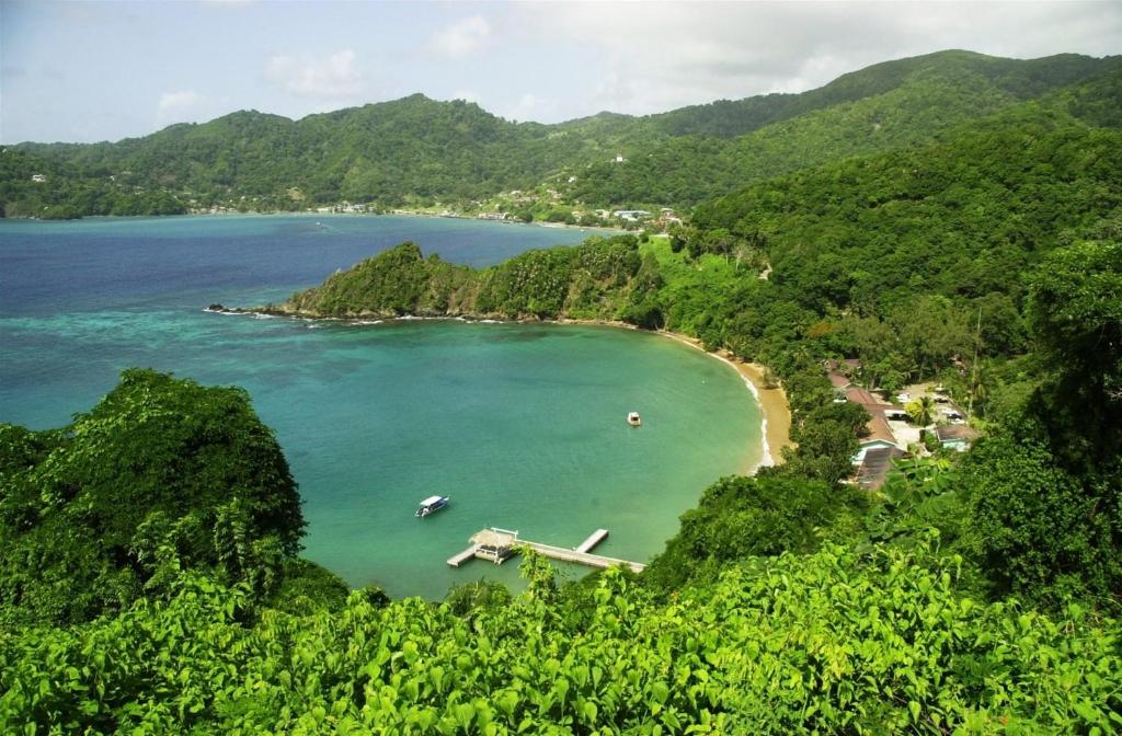 Blue Waters Inn,Tobago,baai