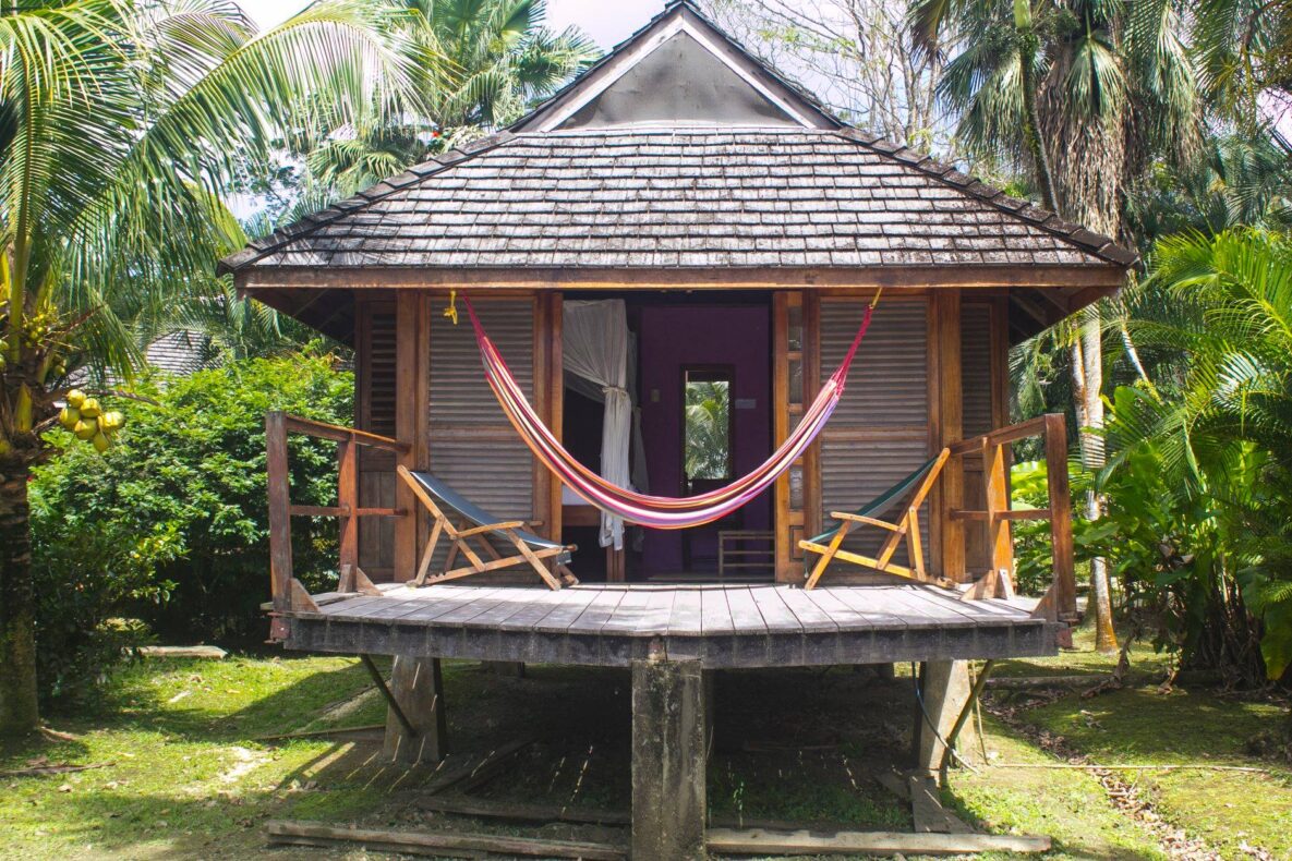 Acajou,Trinidad en Tobago,huisje van dichtbij