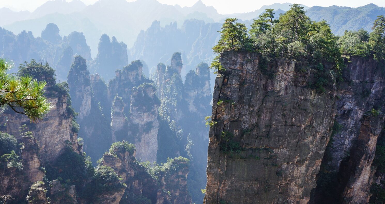 Zhangjiajie (Avatar Mountains)