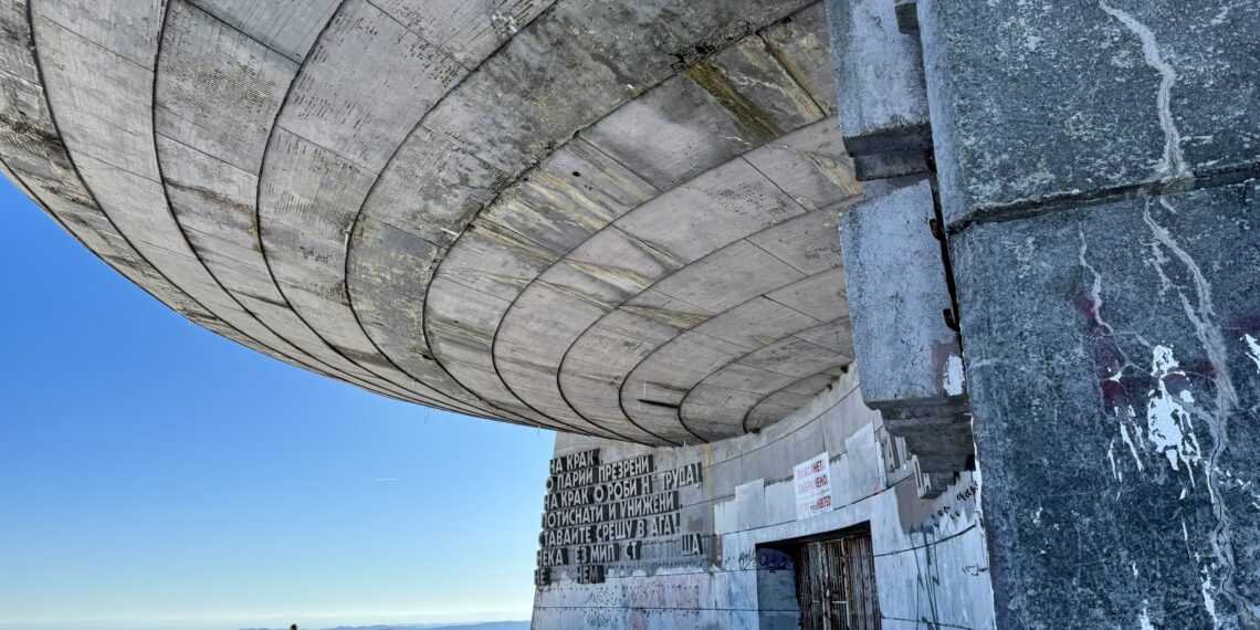 Buzludzha-monument - maatwerkreizen Bulgarije