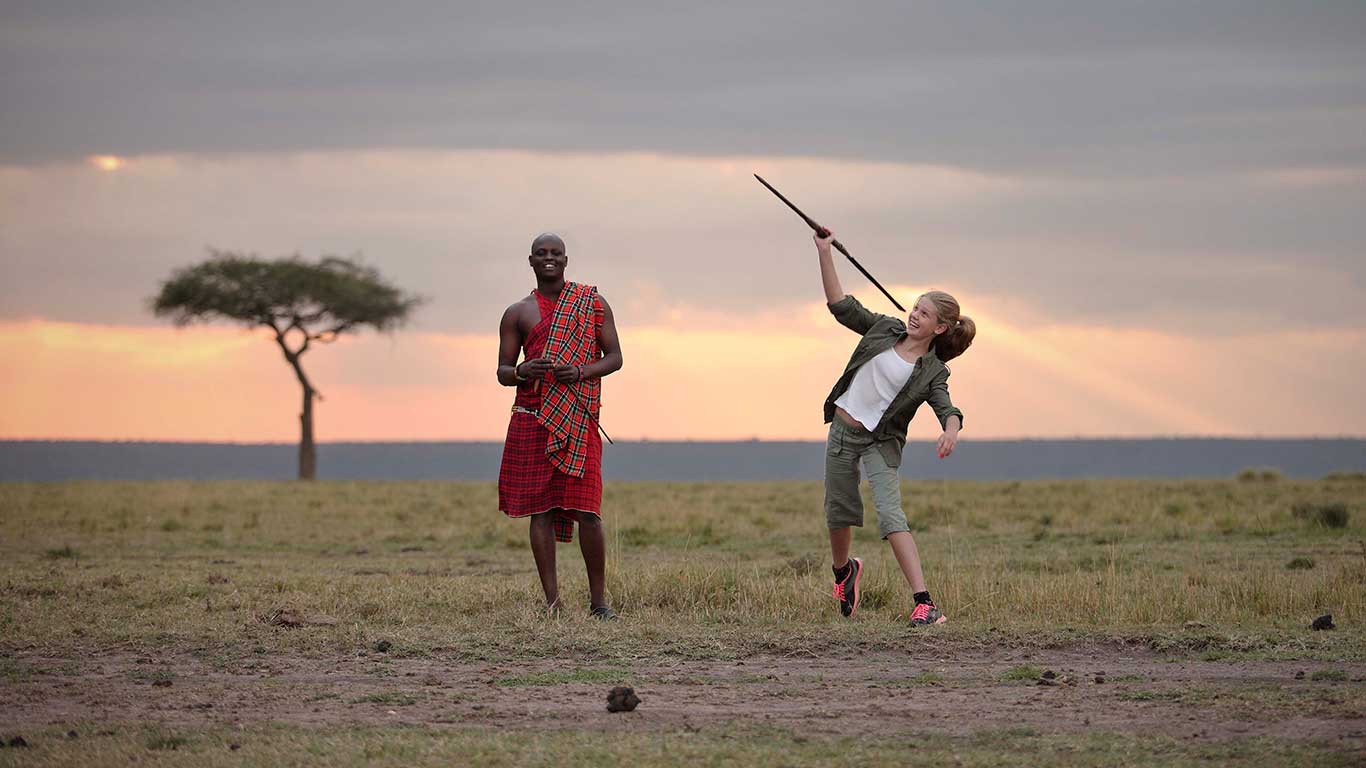Elewana Elephant Pepper Camp,Kenia,kind werpt speer